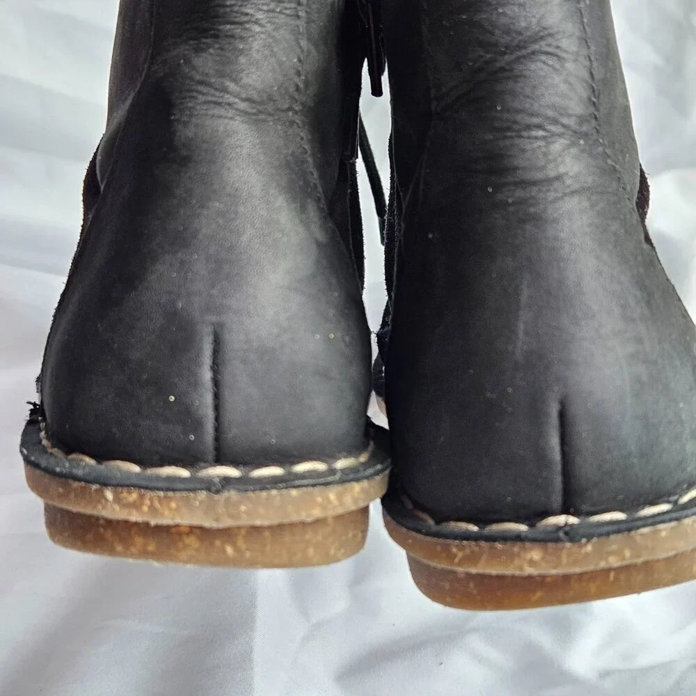 Clarks Collection | Tamitha Key Black Ankle‎ Chukka Boots Size 7